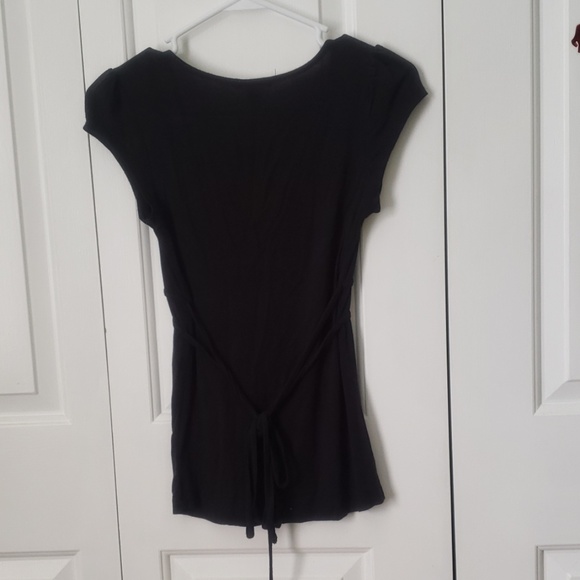 Top - Picture 2 of 2